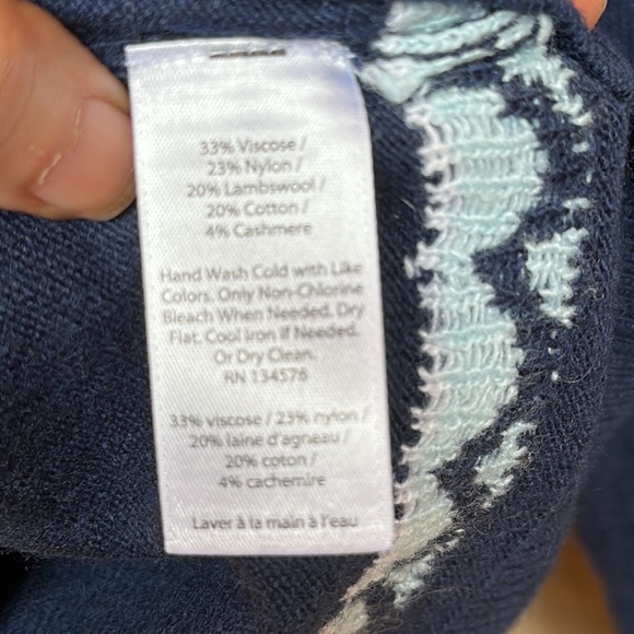 Vineyard Vines Girl’s XS Sweater - Picture 4 of 5